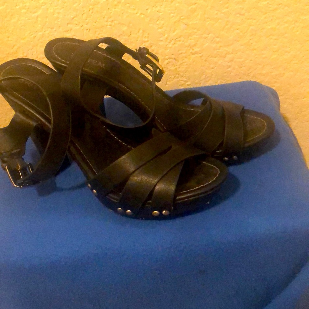 X-Appeal Black Platform Heels Sandler “Whitney” Size 9M